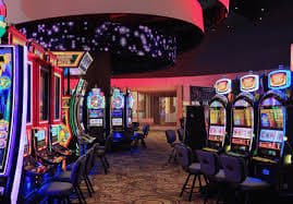 gurita32 gaming platform interface showing live dealer table, slot games, and sports markets
